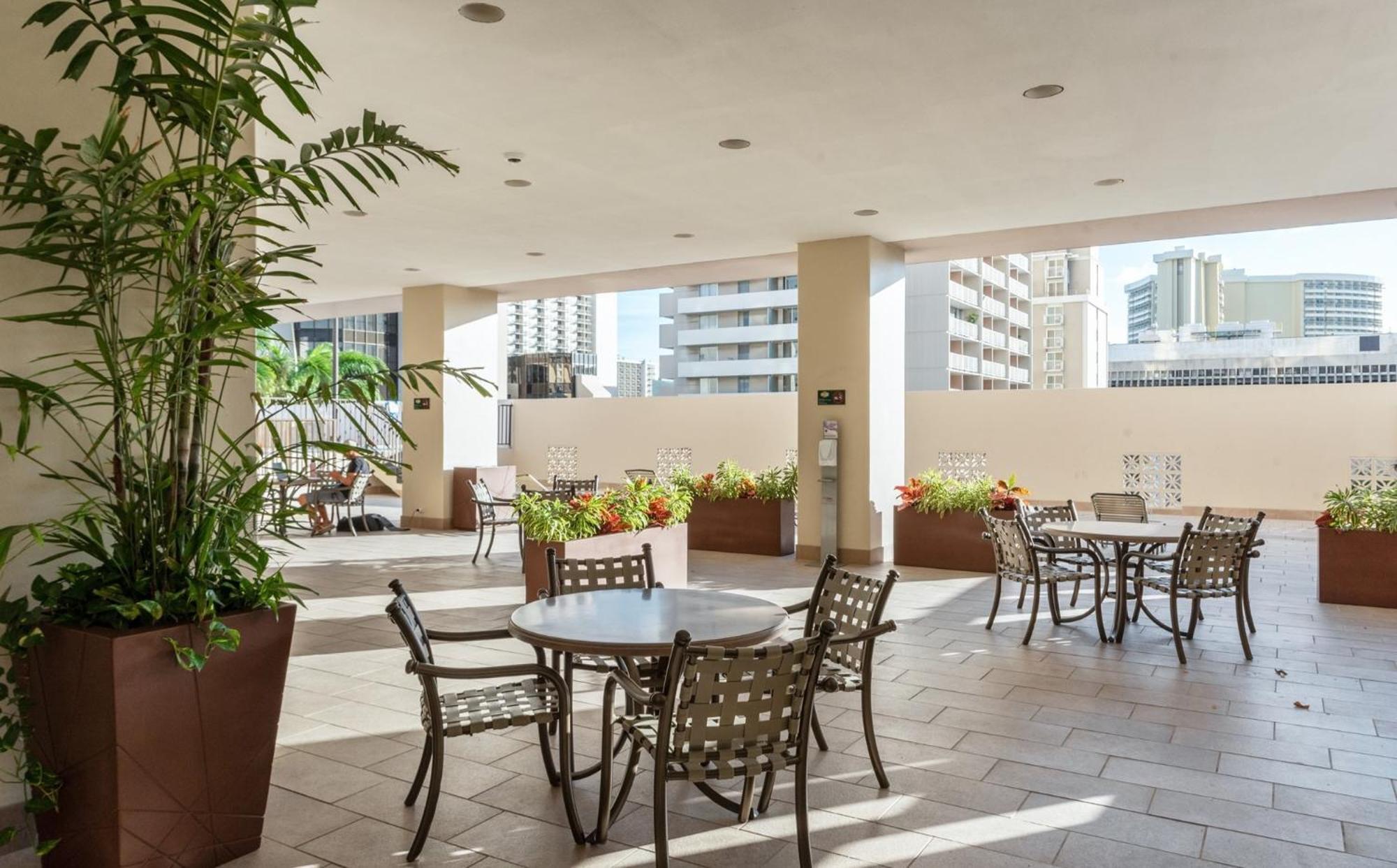 Private One Bedroom Condo, With Corporate Rental Car Savings Code Included, Free Onsite Parking Honolulu Ngoại thất bức ảnh